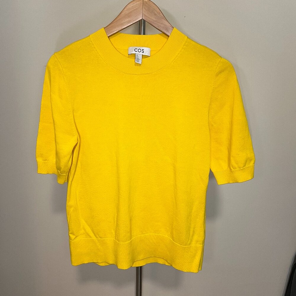COS Women's Bright Yellow Short Sleeve Knit Top